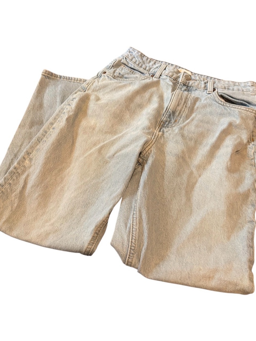 H&M Women's Straight Leg Jeans in Light Beige Wash